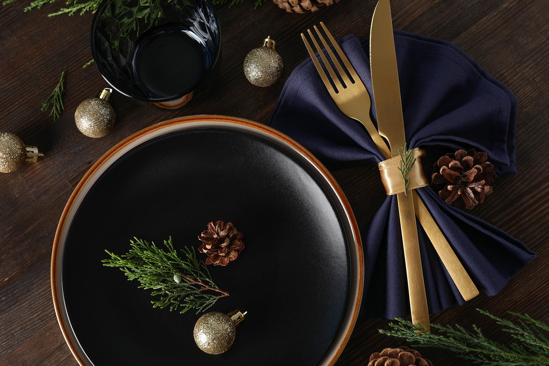 new-year-table-setting-on-wooden-background-2022-01-18-23-53-17-utc-min